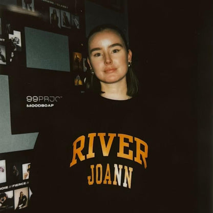 River Joann - Campus Essential Sweater